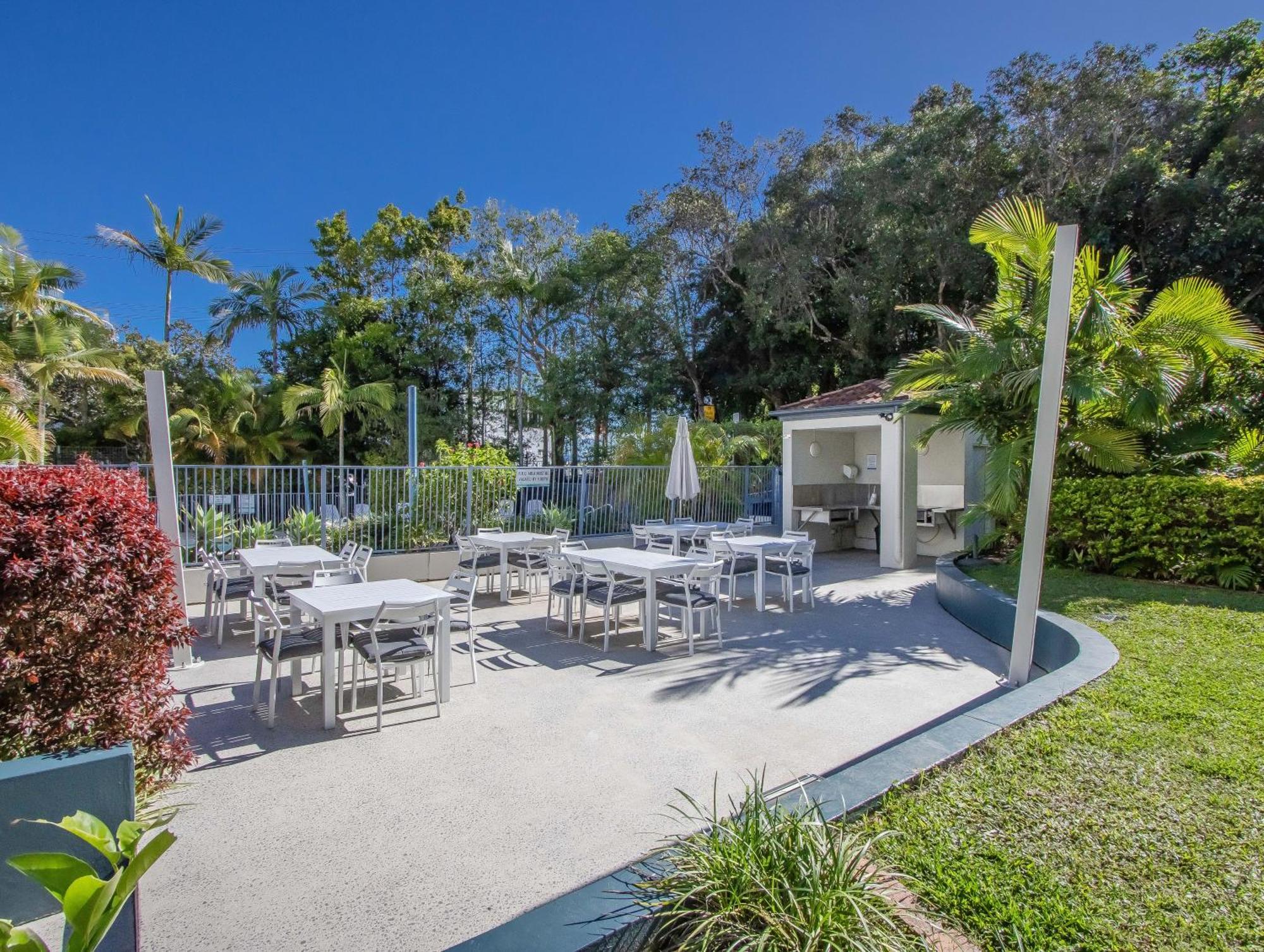 Bella Mare Coolangatta Beachside Apartments Голд-Кост Экстерьер фото