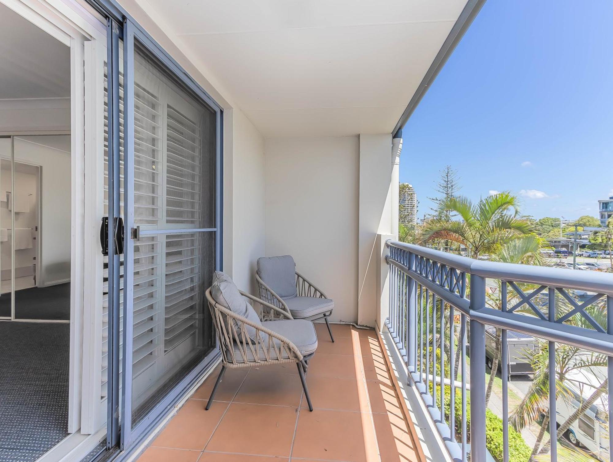 Bella Mare Coolangatta Beachside Apartments Голд-Кост Экстерьер фото
