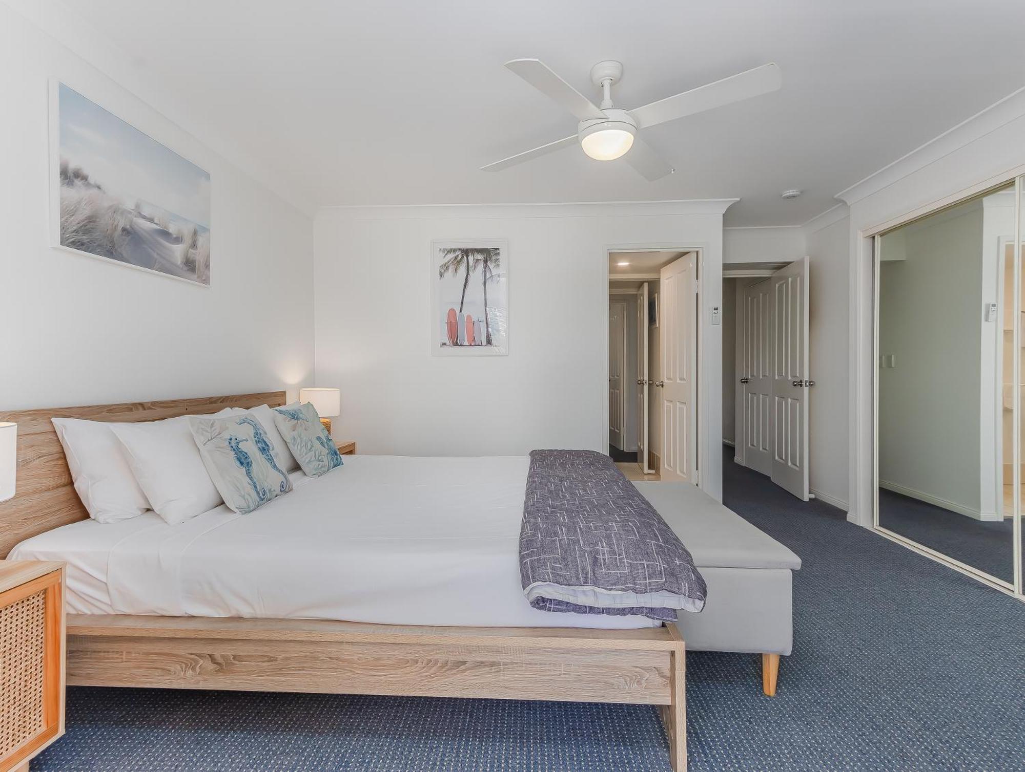 Bella Mare Coolangatta Beachside Apartments Голд-Кост Экстерьер фото