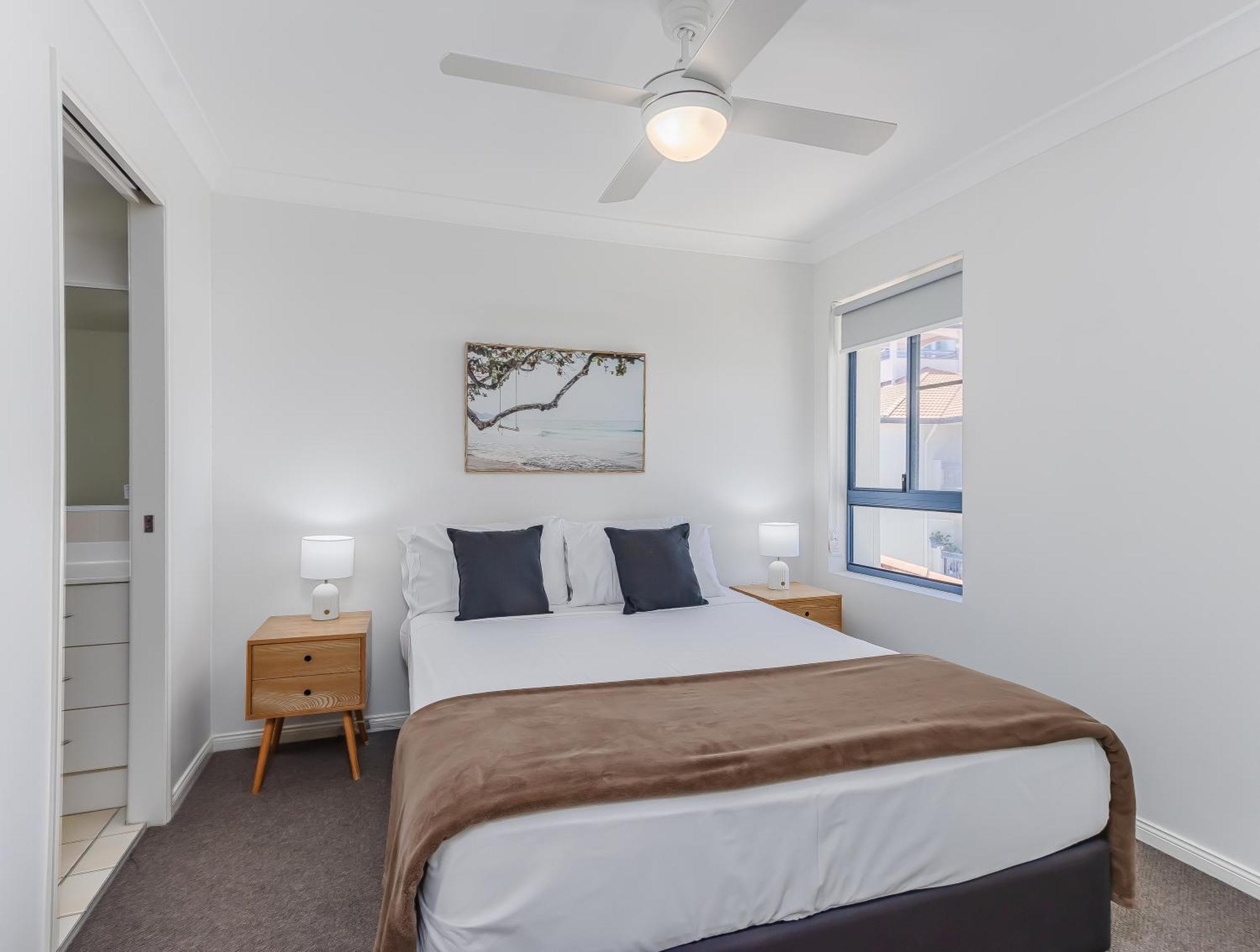 Bella Mare Coolangatta Beachside Apartments Голд-Кост Экстерьер фото