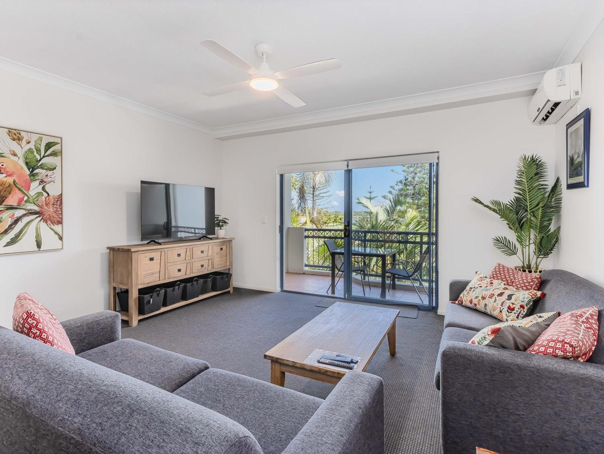 Bella Mare Coolangatta Beachside Apartments Голд-Кост Экстерьер фото