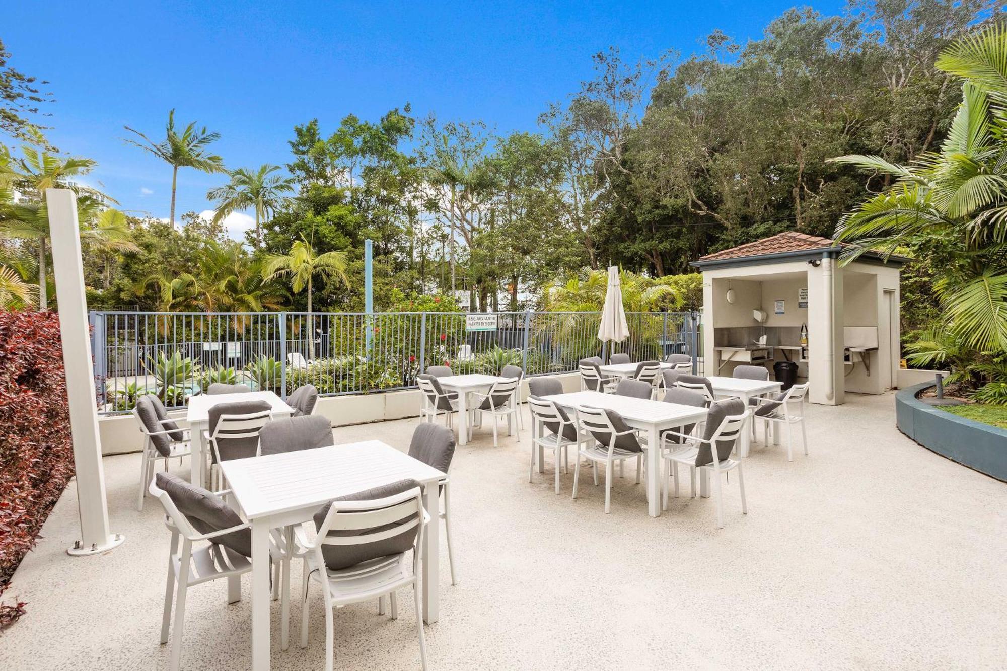 Bella Mare Coolangatta Beachside Apartments Голд-Кост Экстерьер фото