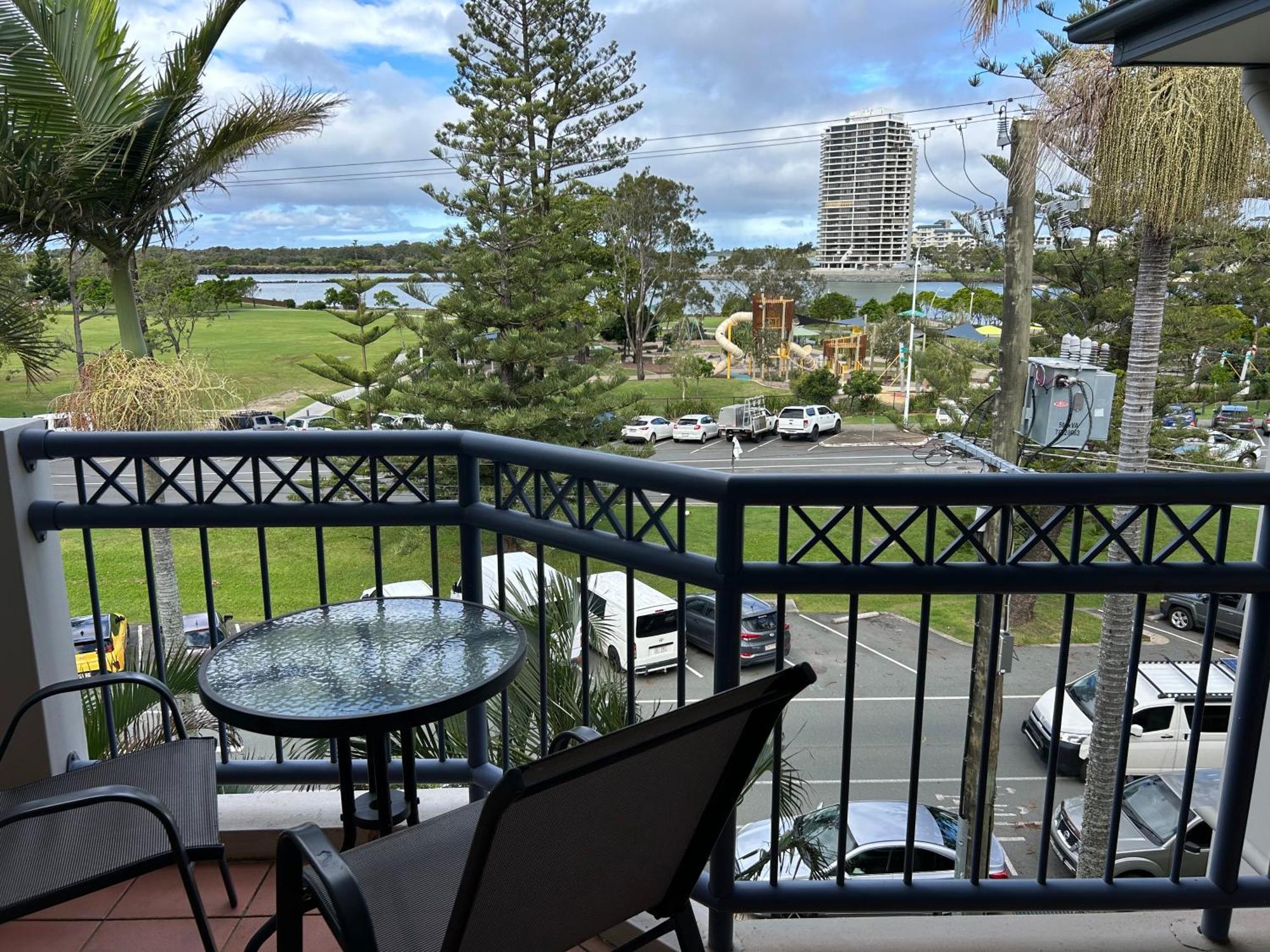 Bella Mare Coolangatta Beachside Apartments Голд-Кост Экстерьер фото